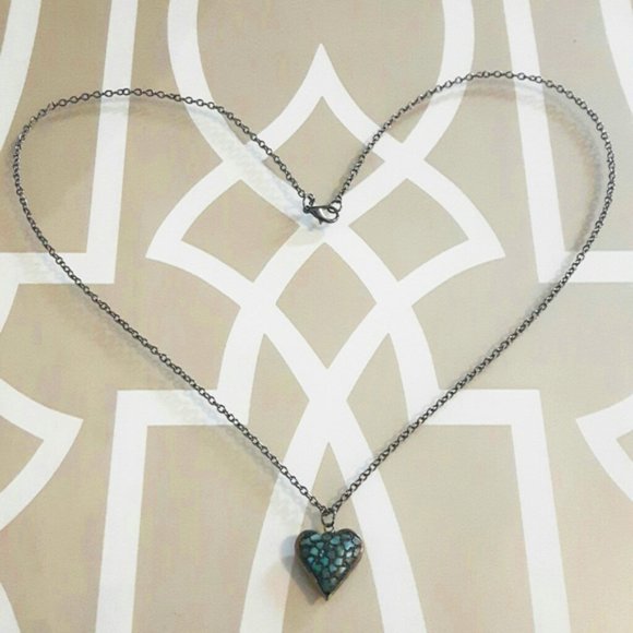 Vintage 19th Century Turquoise Heart Necklace - Picture 2 of 5